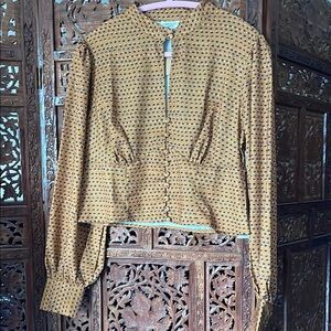 Unique Vintage Tan and Black Buttoned Blouse with Long Sleeves L NWT